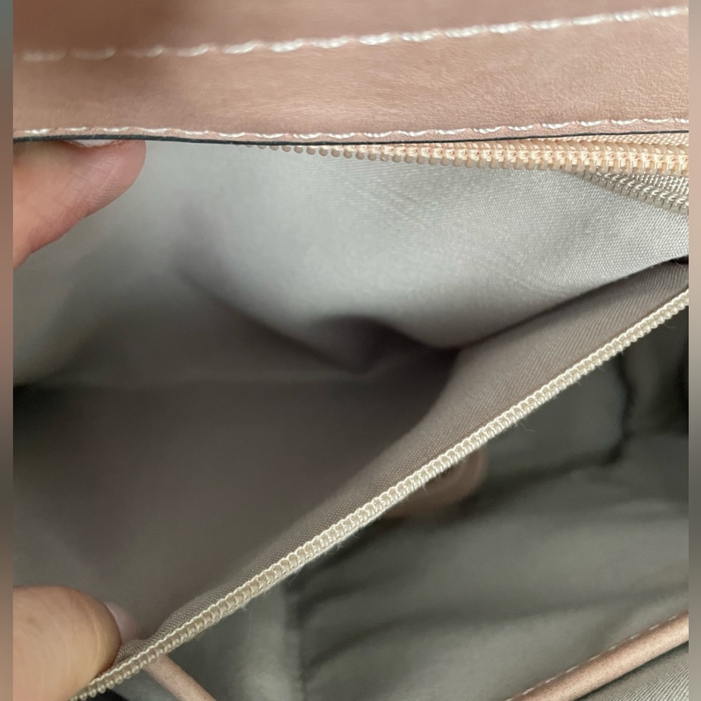 Dusty Pink Bag With Removable Strap NWOT - Picture 3 of 4